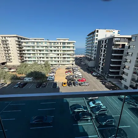 Wave 4 דירה Năvodari