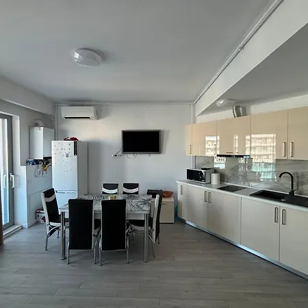 Wave 4 Apartment